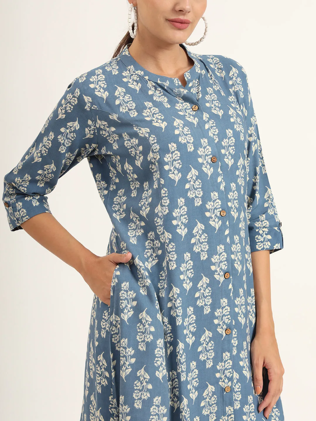 Divena Blue Floral Print Pure Cotton Straight Kurta