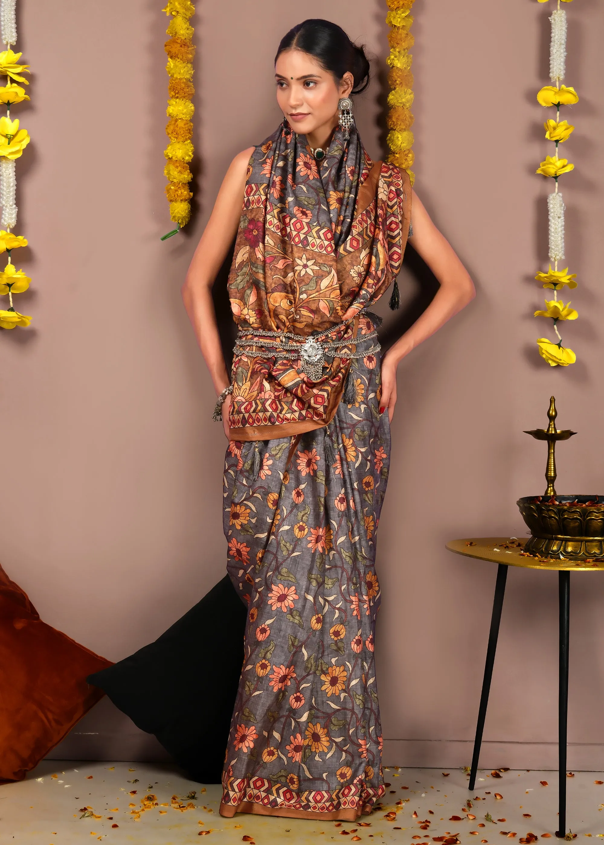 Elegant Floral Printed  Saree with Contrast Border