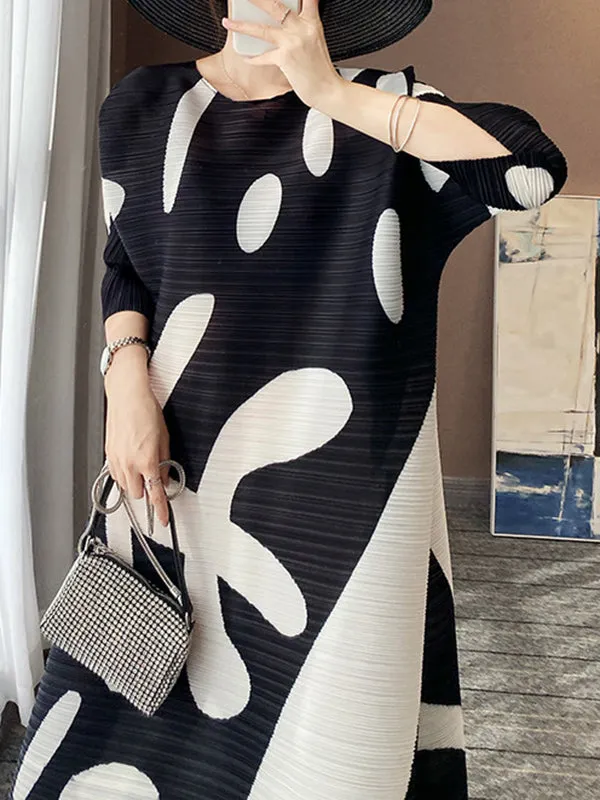 Pleated Printed Loose Three-Quarter Sleeves Round-Neck Midi Dresses