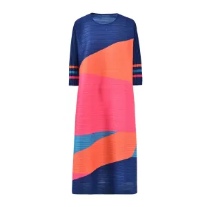 Pre Order:  O-Neck Colorblock Printed Pleated Dress