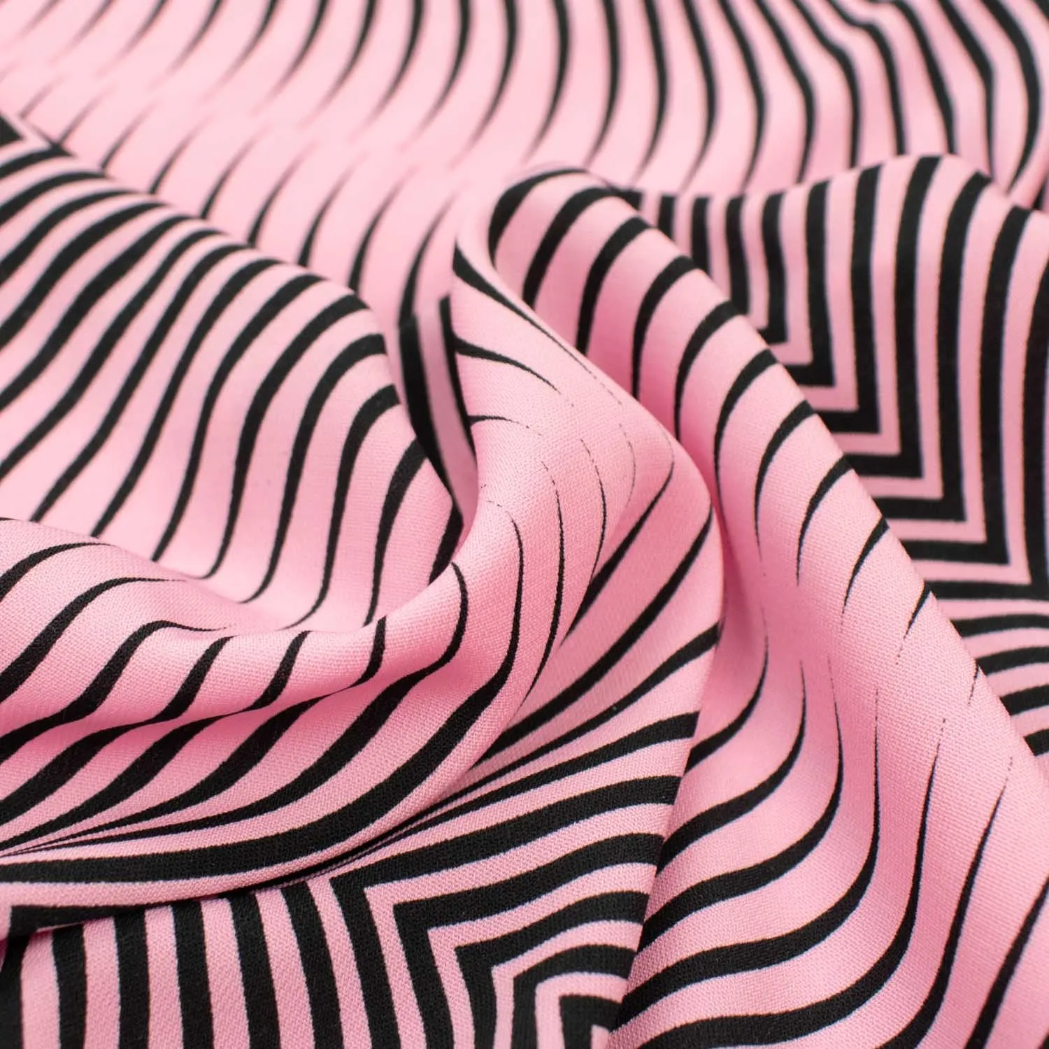 Printed Crepe Abstract Wavy Pink